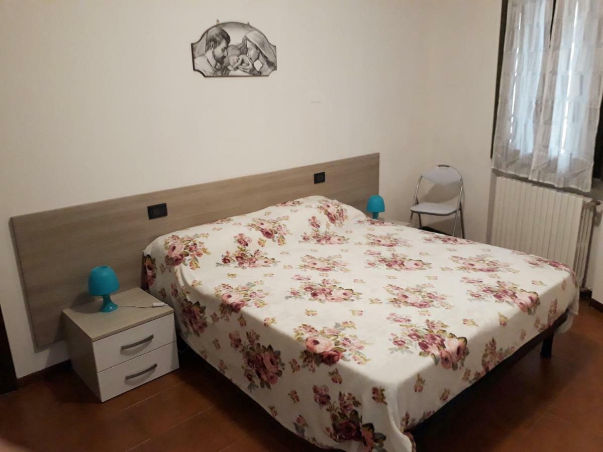 Appartamento Trieste Marone Exteriér fotografie